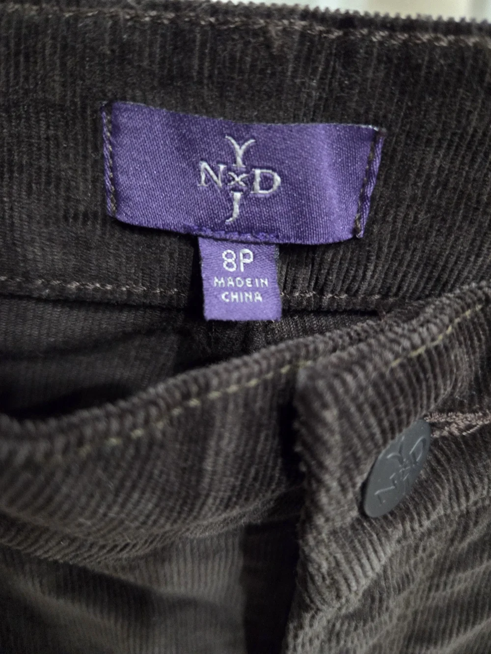 NYDJ Straight Leg Corduroy Pants in Dark Brown Size  8P